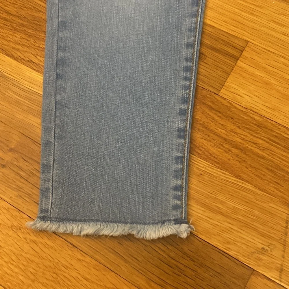 NWT OshKosh B’gosh Girls Blue Ripped Skinny Jeans Size 8